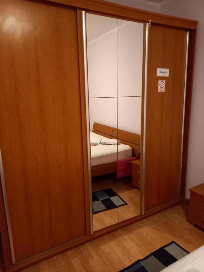 Apartment Tedi *